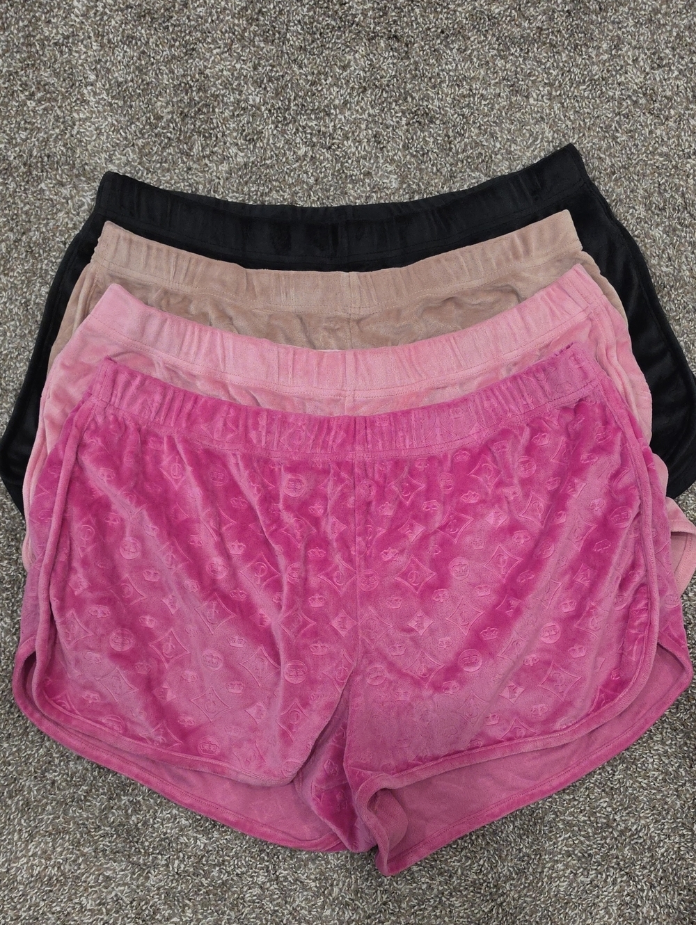 Juicy Couture Velour Lounge Shorts Lot x 4, Hot Pink, Light Pink, Beige & Black